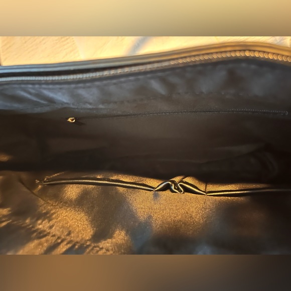 tablet/laptop tote with removable crossbody - brand new in the package - Picture 5 of 7